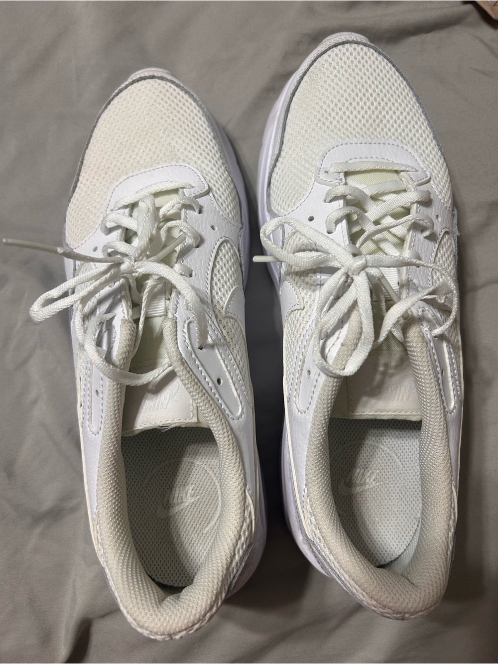 Nike Women's White Air Max size 10 Athletic Sneakers